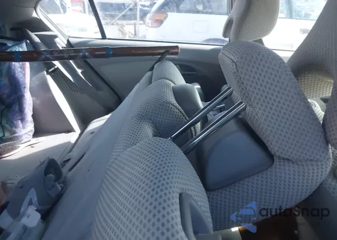 2011 Honda Insight Lx from USA, damaged, VIN JHMZE2H50BS011784